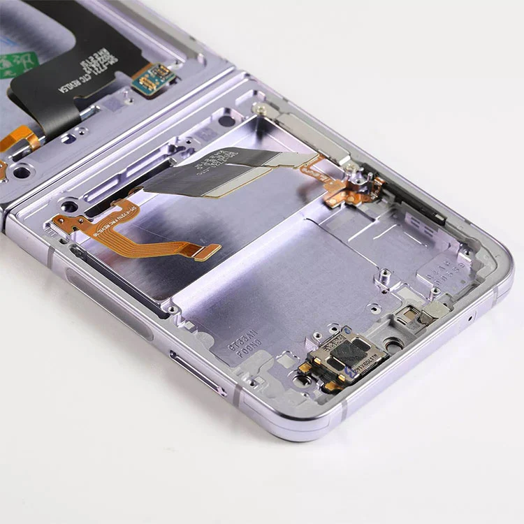 پلٹائیں 4 LCD اسکرینیں